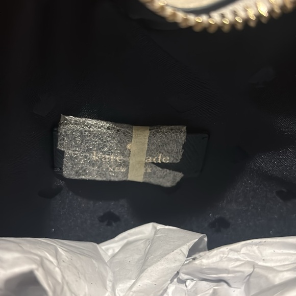 Kate Spade White and Red Crossbody Bag Modern Design - Picture 6 of 7